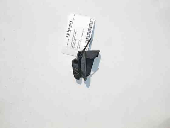 Mercedes-Benz  A2198310744 Дефектна напрямна водовідведення - пластика двірників ліва CLS C219 Одеса