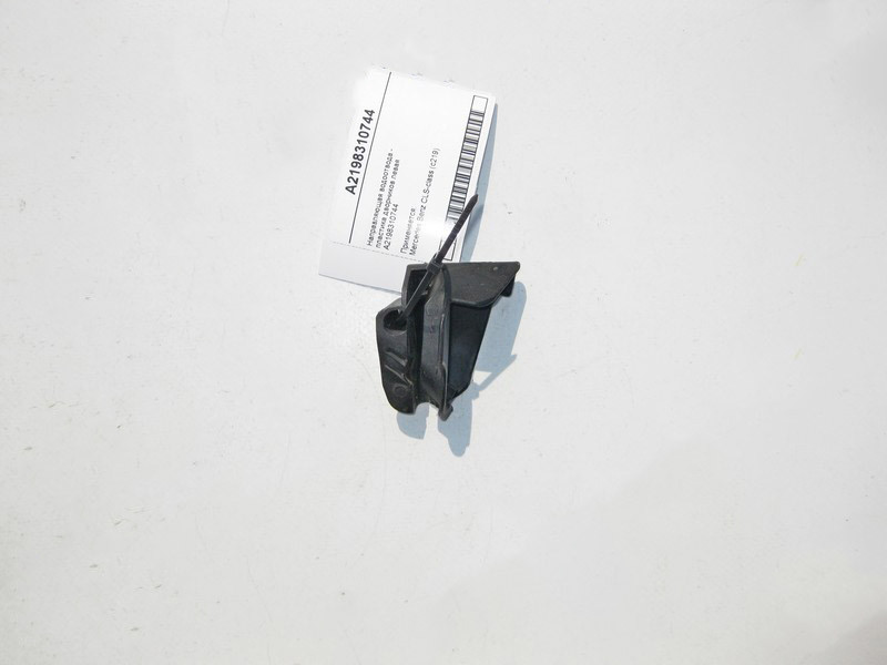 Mercedes-Benz  A2198310744 Дефектна напрямна водовідведення - пластика двірників ліва CLS C219 Одеса - фото 1