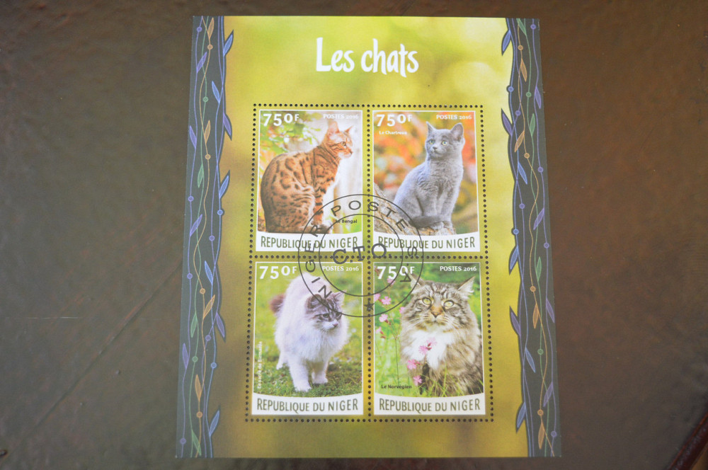 Героїв. Фауна. Блок. 2017 рік (Б-2) Полтава - фото 1