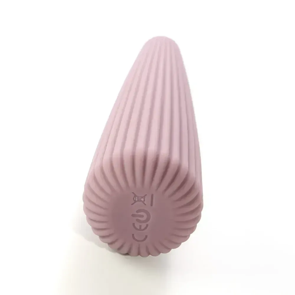 Вібратор для клітора Sweet Em Cone у формі конуса, ребристий, фіолетовий, 12,8 × 3,8 см Sex Aura Київ - фото 4
