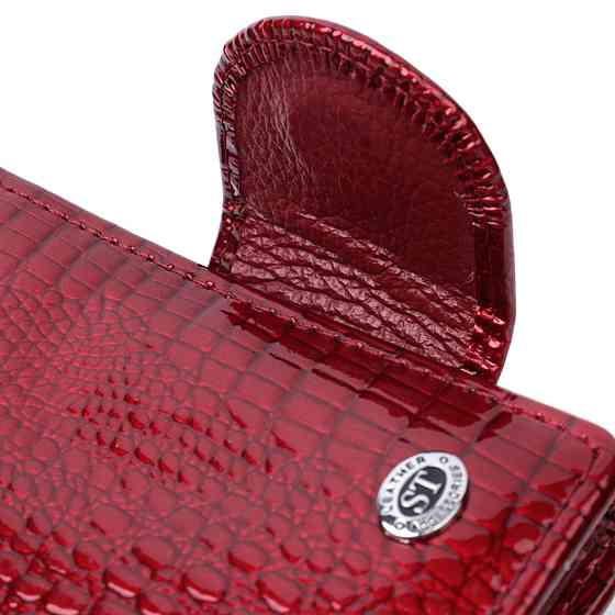 Лакований гаманець для жінок середнього розміру ST Leather 22685 Червоний Київ
