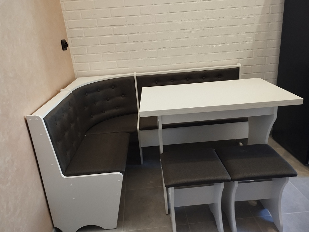 М'який кухонний куточок Сімейний Білий 114 см х 154 см (Куток+стіл+2 табуретки) Львів - фото 7