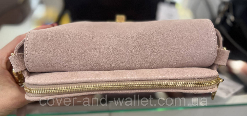 Красивая пудровая сумка кросс-боди из натуральной замши Virginia Conti Киев - изображение 6
