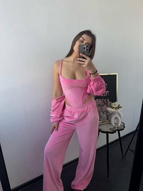 Женский стильный привлекательный велюровый костюм Барби, 42/44 Одесса - изображение 6