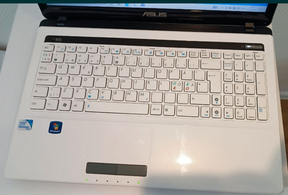 Ноутбук ASUS X53E ( Intel Pentium B950 2.1 GHz. HDD 500, RAM4) Київ - фото 4