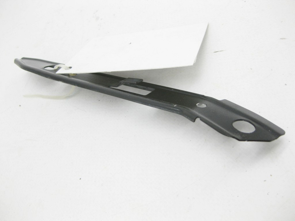 Mercedes-Benz  A2138851804 Кріпильна пластина з'єднання переднього бампера до крила праворуч E-class W213 E-class S213 Одеса - фото 4
