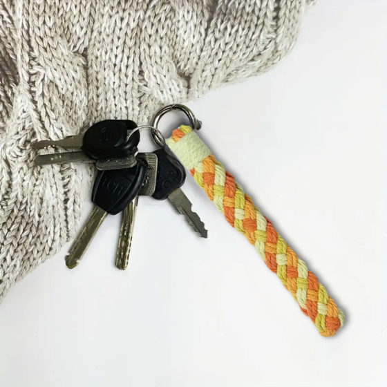 Набор макраме для вязания и ручного плетения брелока 