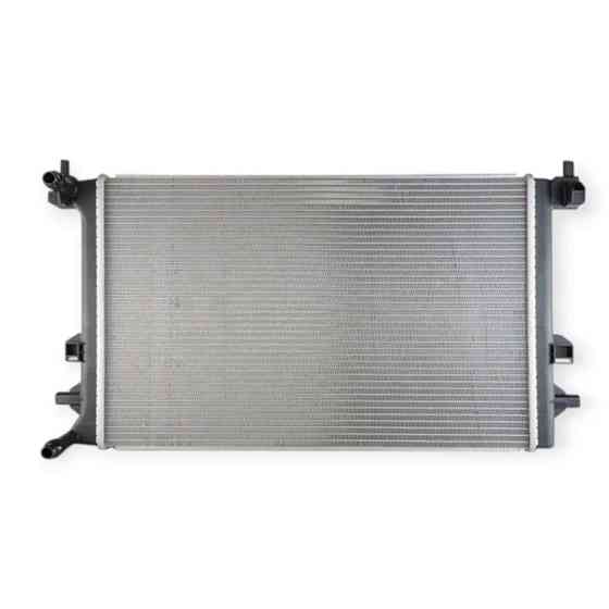 Радіатор охолодження двигуна автомобіль Шкода Octavia, Superb, автомобіль Фольцваген Golf 12- Мукачево