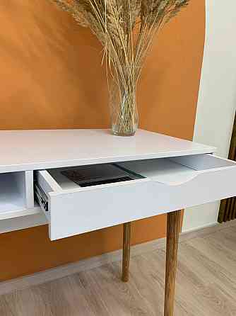 Письмовий стіл LION Сканді-1 Німфея Альба (білий)/Дуб Артизан (стільниця) (LION-041394) ТОП Львів