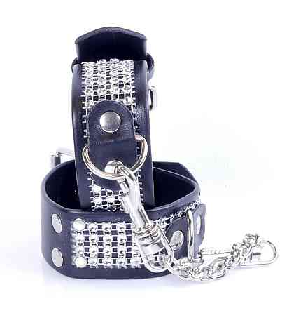 Наручники зі штучної шкіри з кристалами Fetish Boss Series - Handcuffs with cristals Silver, BS3300094 Sex Aura Київ