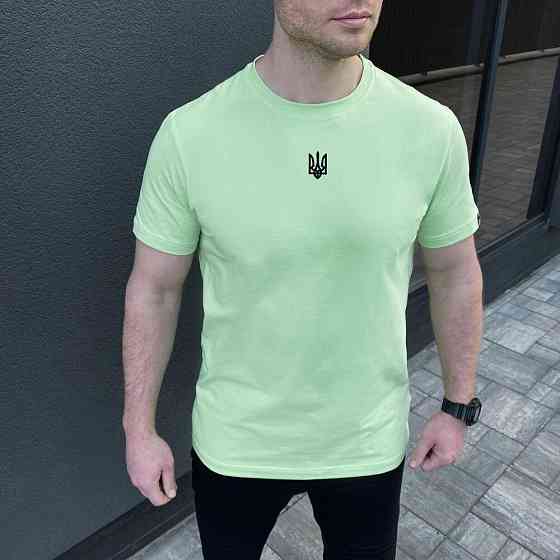 Футболка чоловіча однотонна світла зелена Pobedov Peremoga - Герб чорна вишивка Київ