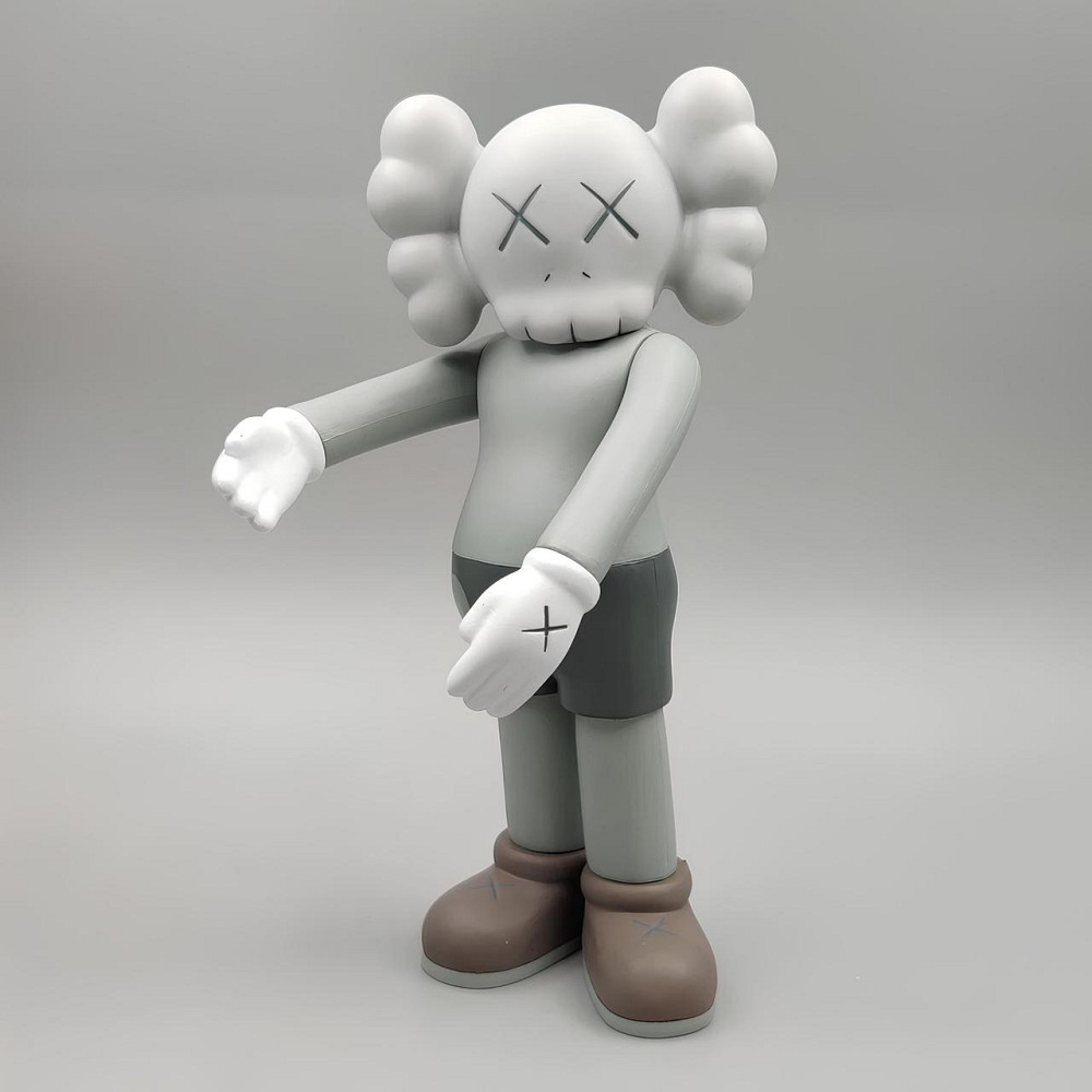 Статуэтка KAWS Companion серого цвета 18 см — дизайнерская фигурка для интерьера, коллекционная игрушка в стиле арт-той Киев - изображение 4