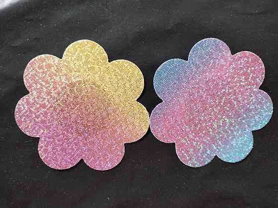 Наклейки на груди Ромашки 75 мм різнобарвний Київ