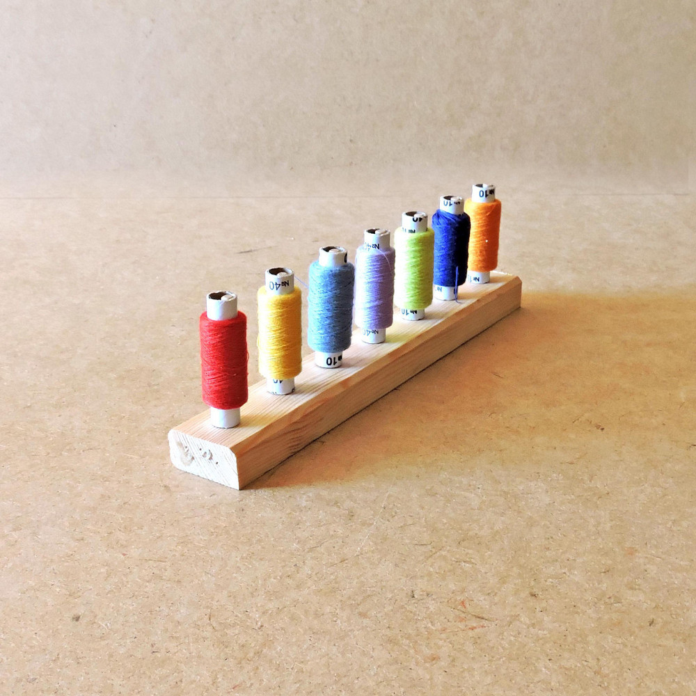 Органайзер для ниток 