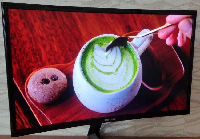 Монитор изогнутый: 144Гц. Samsung C24RG50F. Киев - изображение 3
