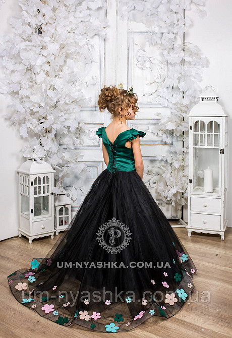 Довге плаття зі шлейфом Елізабет на 4-6, 6-8 років Кривий Ріг - фото 5