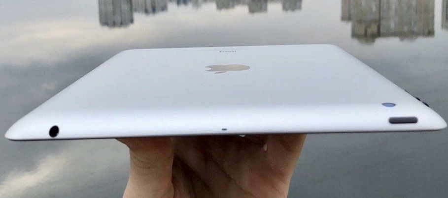 Планшет Apple iPad 4 9.7