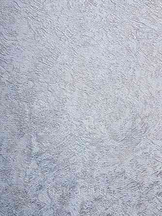 Шпалери вінілові на флізеліні Grandeco Anastasia метрові структурні під штукатурку блакитні сірі зі сріблом Київ