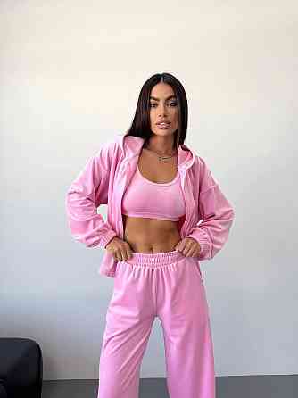 Женский стильный прогулочный костюм тройка: кофта топ и брюки из мягкого велюра Барби, 46/48 Одесса