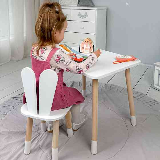 Прямоугольный стол и стул детский белоснежный зайчик. Столик белый детский столик Киев