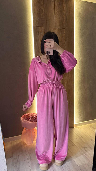 Жіночий стильний повсякденний комбінезон велюр плюш Барбі, 44/46 Одеса - фото 3