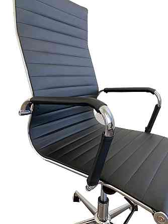 Офисное кресло руководителя Tehforward Slim TF Tilt хром Черный Киев