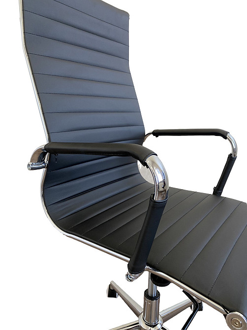 Офисное кресло руководителя Tehforward Slim TF Tilt хром Черный Киев - изображение 5