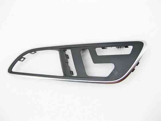 Mercedes-Benz  A2467200548 Декоративна накладка внутрішньої передньої лівої ручки відкриття дверей CLA Shooting Brake X117 CLA C117 GLA X156 A-class W Одеса