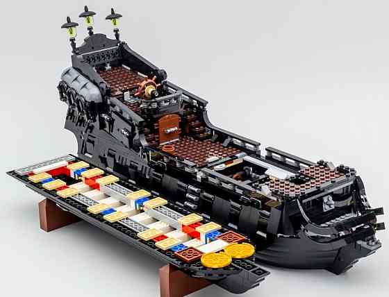 Конструктор Корабель капітана Джека Горобця (10365), 2862 дет. 64 см. Харків