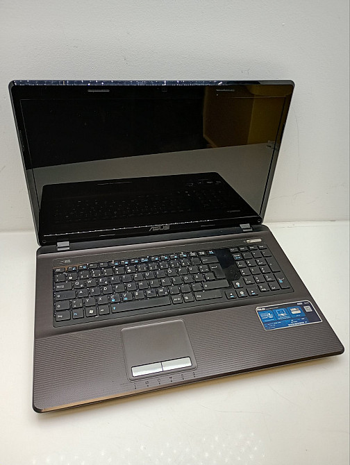 Ноутбук ASUS A93S i7-2670QM\4gb ddr3\0\ АКБ- (Б клас) Луцьк - фото 1
