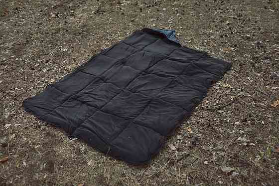 Зимовий водонепронекний спальний мішок синього кольору 220*100 на флісі з капюшоном для військовослужбовців   WAR Львів