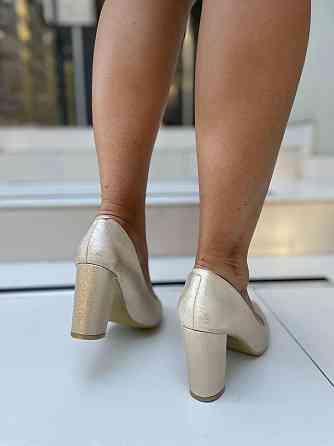 Comer Туфлі жіночі COMER золото еко-шкіра каблук 8см 40р (1970) Коломия