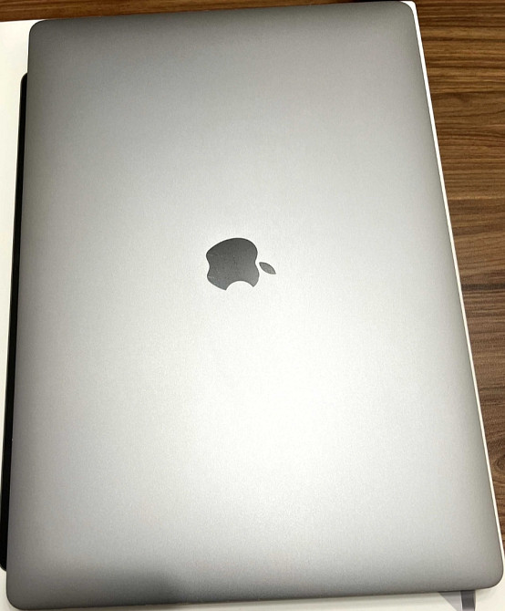 Ноутбук MacBook Pro 16 