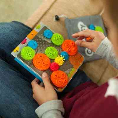 Ігровий набір Fat Brain Toys Різнокольорові Шестерінки Crankity (F140ML) Вінниця