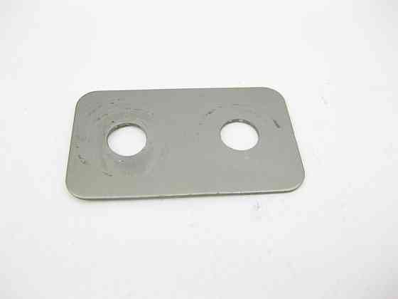 Mercedes-Benz  A1644910118 Підкладна пластина під кронштейн випускної системи GL X164 ML W164 ML GLE W166 GL Одеса
