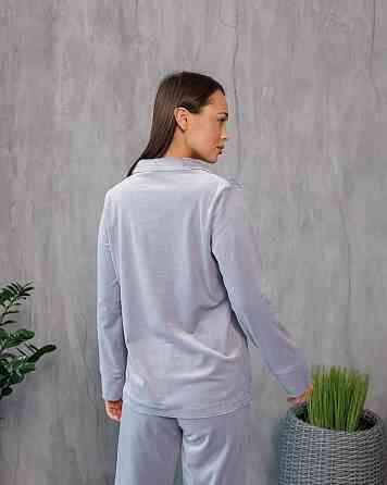 Костюм из плюшевого велюра на пуговицах с двумя карманами L Серый Харьков