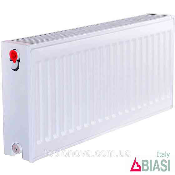 Радиатор панельный стальной BIASI 22 бок 300x700 Черновцы