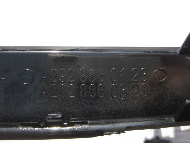 Mercedes-Benz  A2928880123 Декоративна накладка решітки радіатора під емблему "Mercedes-Benz" GLE Coupe C292 Одеса - фото 3