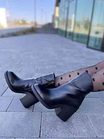 Lexi Черевики жіночі Lexi чорні натуральна шкіра каблук 9 см 36р. 39р. (2719) Коломия