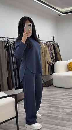 Жіночий стильний повсякденний костюм з V-вирізом двонитка Графіт, 64/66 Одеса