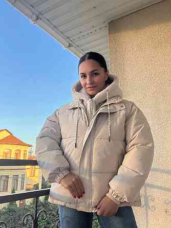 Куртка женская Lady Yep 8096 оверсайз с капюшоном и мехом тедди бежевая, бежевый, 42 Одесса
