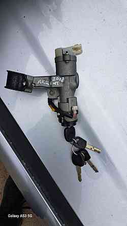 Замок запалювання з двома ключами для Hyundai Accent 2006-2010 років. Київ
