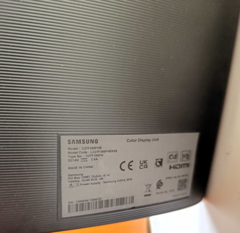 Монітор вигнутий 27" Samsung C27F390FHR/Full HD/LED/60 Гц/HDMI/VGA Київ - фото 3