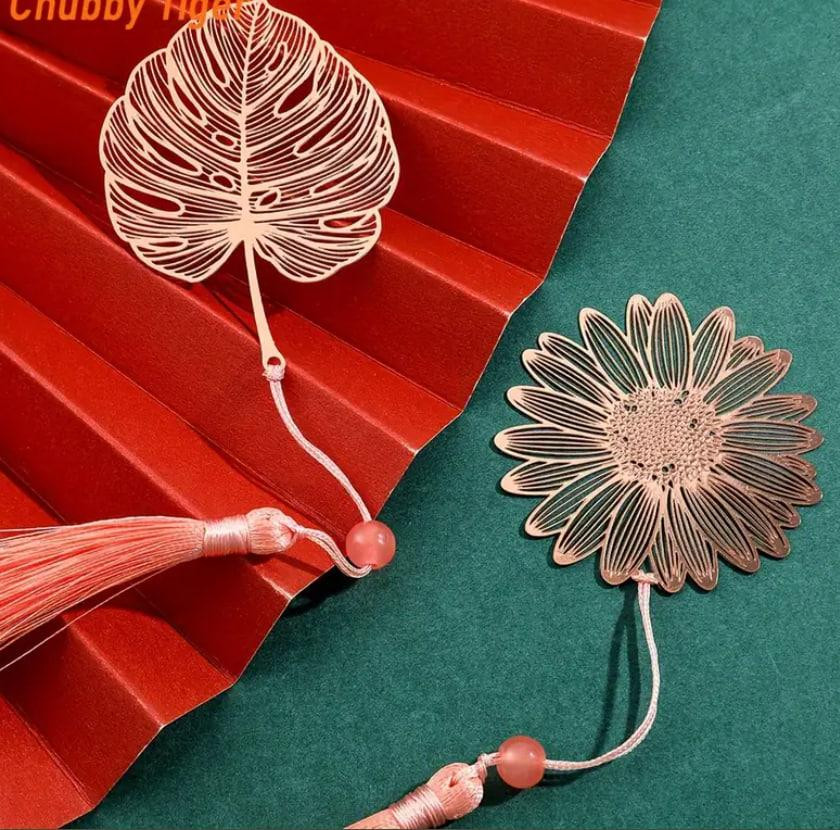 Винтажная металлическая закладка 