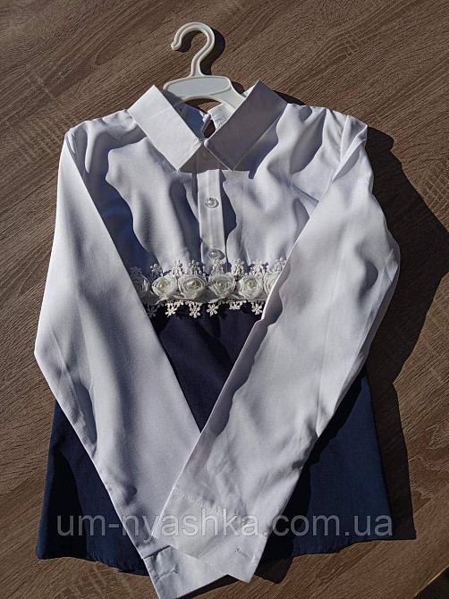 Очень красивая блузка школьная на девочку, размер 146, ТЕМНО-СИНИЙ с белым Кривой Рог - изображение 1