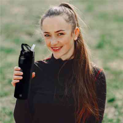 Пляшка для води Line Art Frontera сталева 750 мл чорна (60013322LA-01) Вінниця