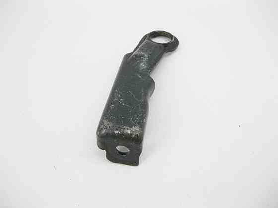 Mercedes-Benz  A1122230341 Кронштейн - провушина задня права для двигунів M112 V6 2.4 2.6 3.2 3.7л M113 V8 4.3 5.0л M155 V8 5.5л Одеса