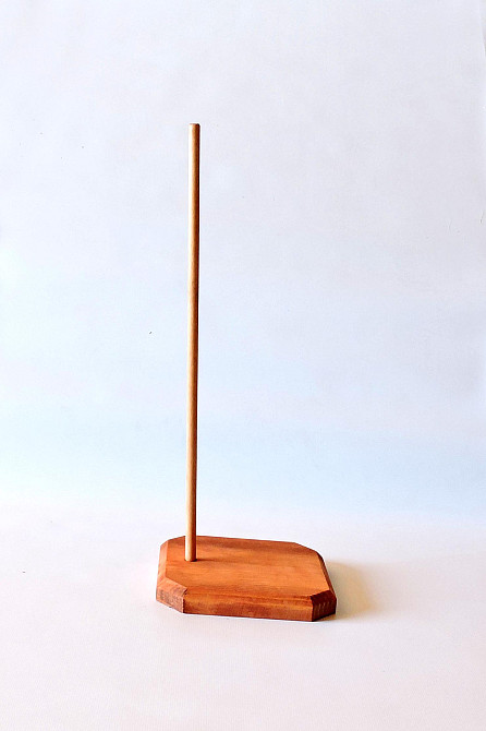 Подставка для кукол 