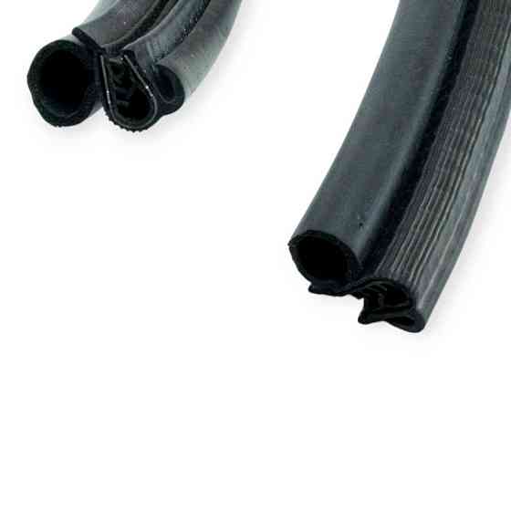 Ущільнювач дверей ГАЗ 3110 Волга (вставний) передній (3300 мм) Мукачево