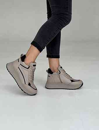 Arcoboletto Черевики жіночі Arcoboletto 50 капучіно/чорні (зима, шкіра+замша натуральна) (5297) Коломия